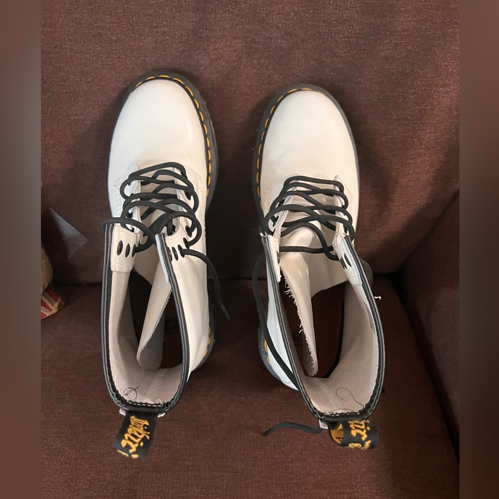 BRAND NEW Dr Martens